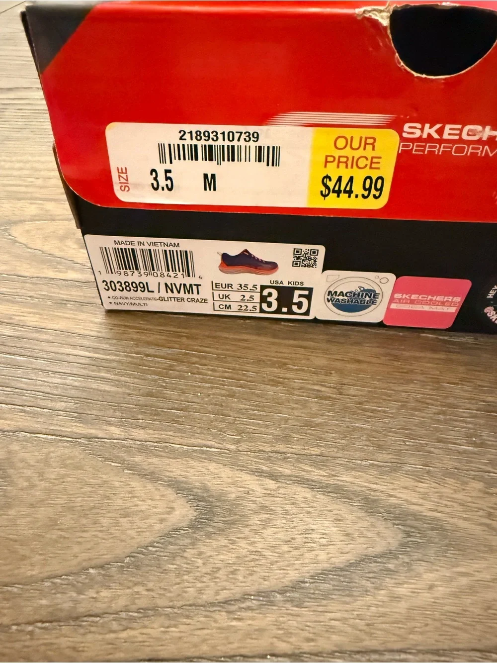 Skechers Girls Size 3.5 NIB Purple & Pink Shimmer Gradient Athletic Sneakers